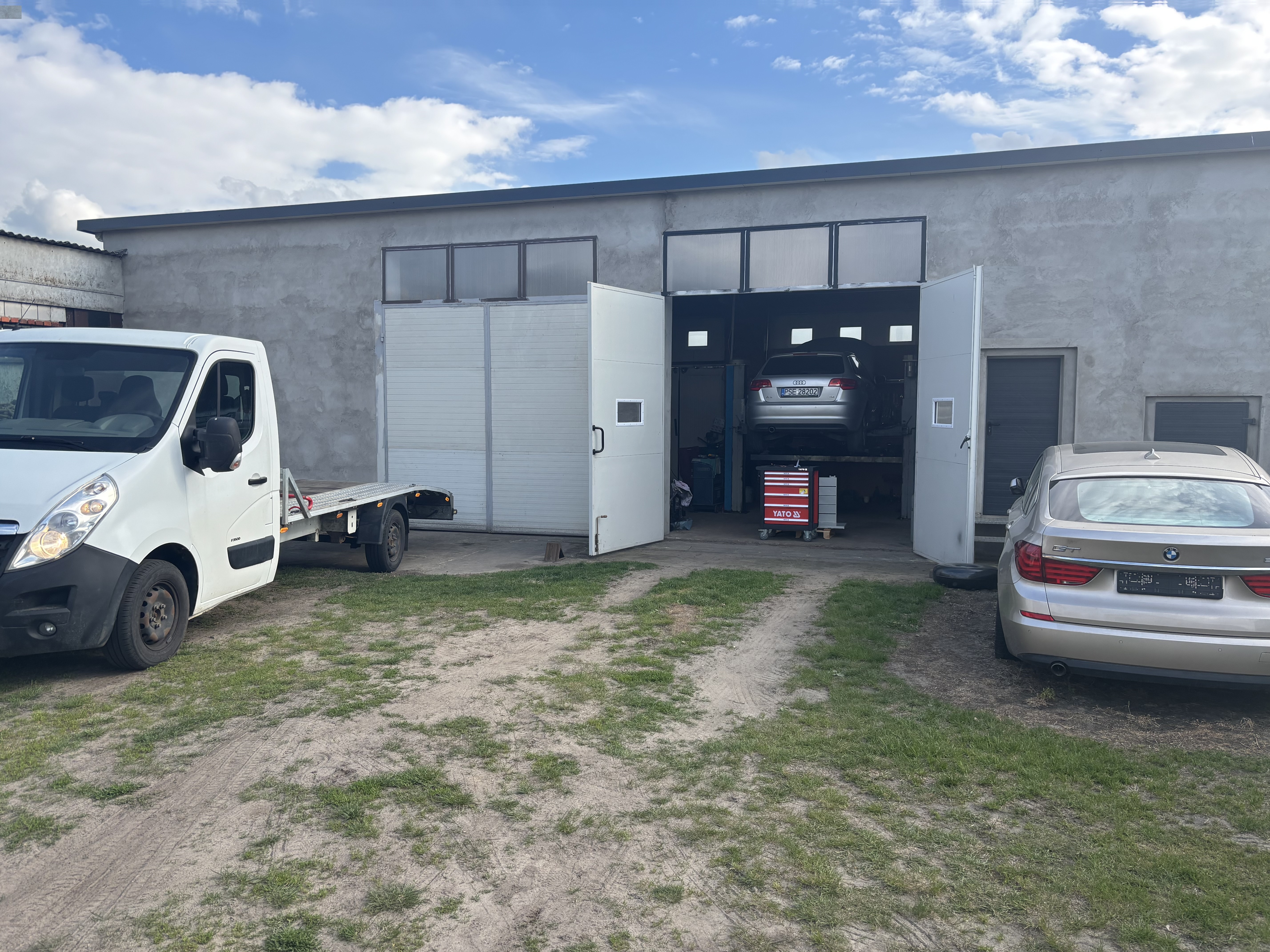 AMC Garage Zakrzewice - Pomoc Drogowa